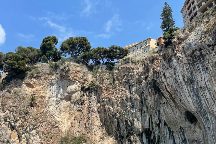 Private boat rental between Nice and Monaco
