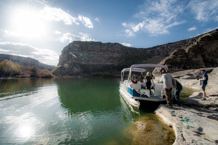 Scenic Boat Tour to Pillar Falls in Twin Falls, Idaho