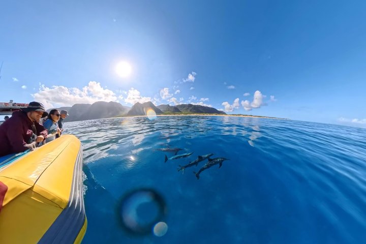 Kauai: Na Pali Coast Super Raft Snorkel Adventure