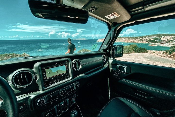 Half Day Cultural and Adventure Jeep Tour 4 Hr Tour Tortola