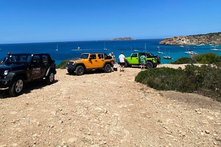Half Day Cultural and Adventure Jeep Tour 4 Hr Tour Tortola