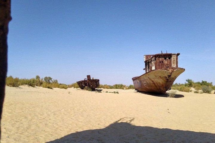 Daytrip from Khiva to the Muynak Ship Cemetery and Nukus Museum
