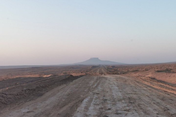 Daytrip from Khiva to the Muynak Ship Cemetery and Nukus Museum