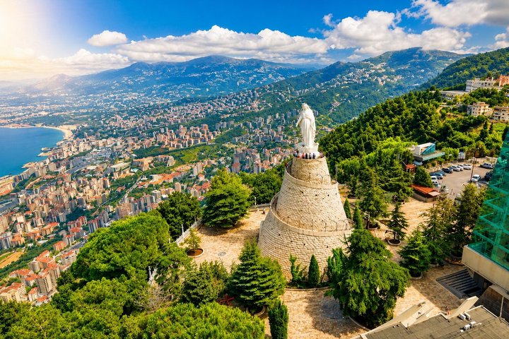 Guided Small-Group Tour to Jeita, Harissa, Byblos with Lunch