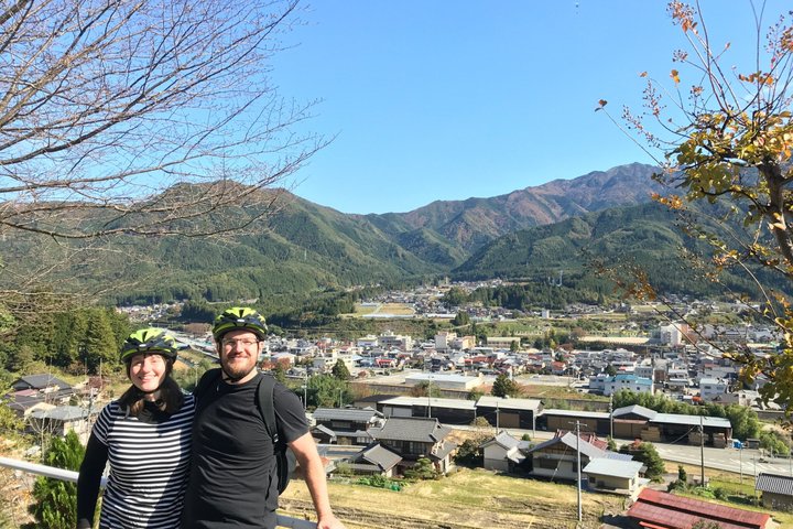 Private Countryside E-Bike Tour in Hida