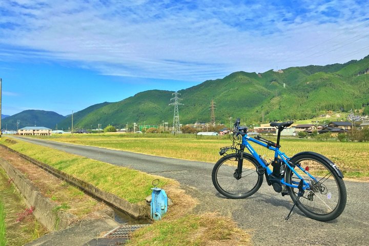 Private Countryside E-Bike Tour in Hida