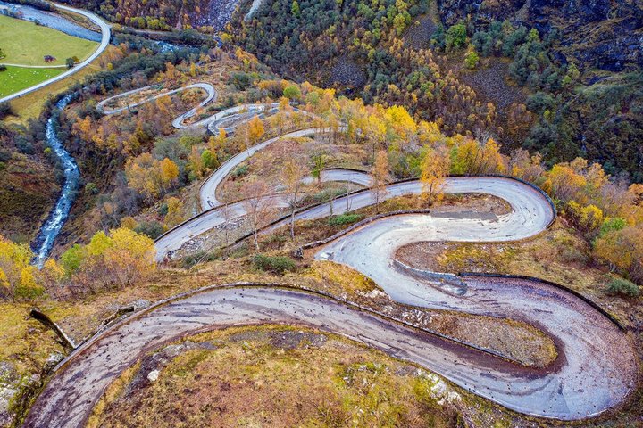 Flam Private Drive with Waterfall Walk and Stegastein Viewpoint