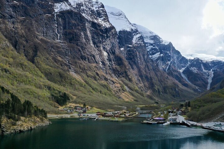Flam Private Drive with Waterfall Walk and Stegastein Viewpoint