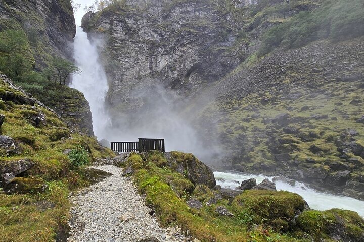 Flam Private Drive with Waterfall Walk and Stegastein Viewpoint