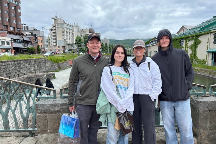 Otaru Shore Excursion: Custom Car Tour, Licensed Guide