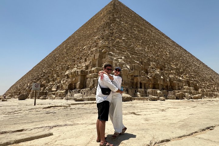 Private Giza Pyramids, Saqqara & Memphis Tour with Egyptologist