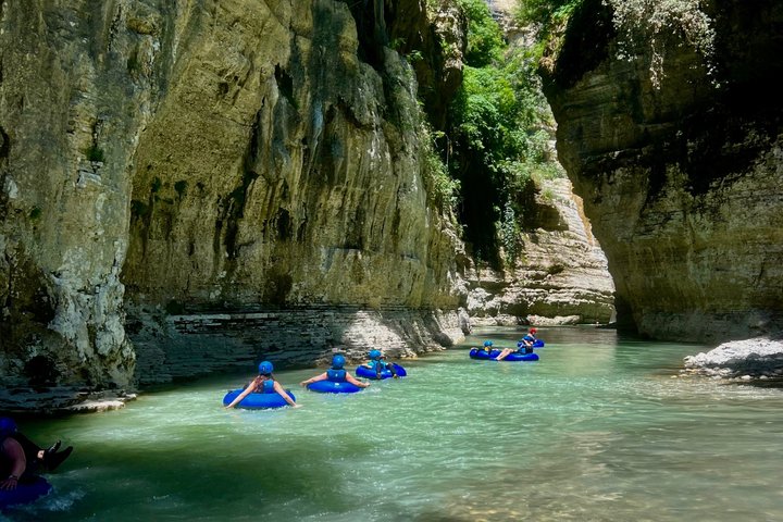 Osumi Canyon Adventure - Rafting & Tubing