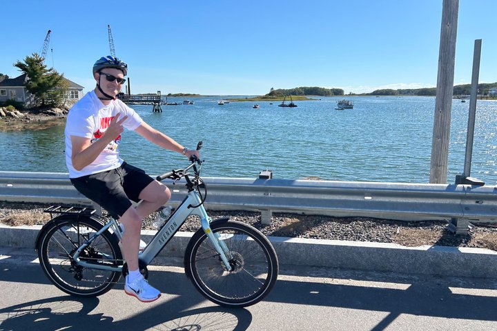 Coastal Kennebunkport E-Bike Adventure