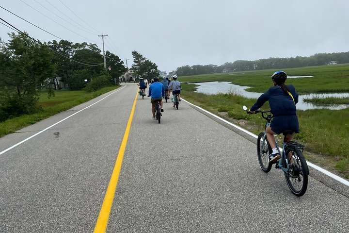 Coastal Kennebunkport E-Bike Adventure