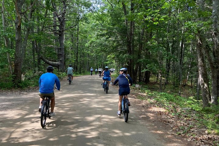 Coastal Kennebunkport E-Bike Adventure