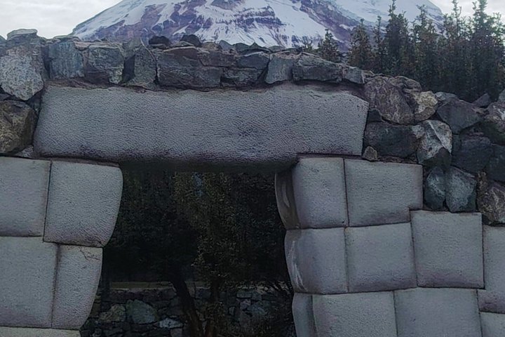 Chimborazo Private Transfer from Riobamba – Carrel Refuge Visit