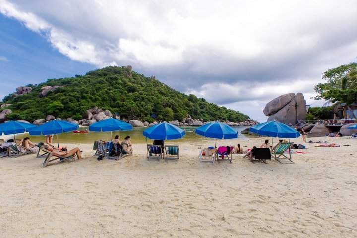 Koh Tao Snorkeling Tour to Hidden Bays and Koh Nang Yuan
