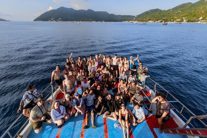 Koh Tao Snorkeling Tour to Hidden Bays and Koh Nang Yuan