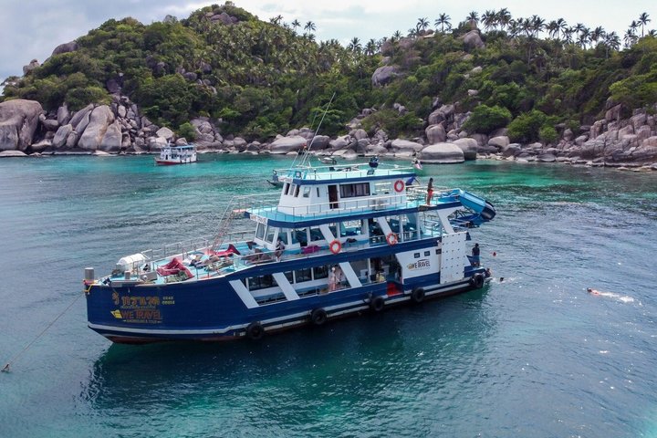Koh Tao Snorkeling Tour to Hidden Bays and Koh Nang Yuan