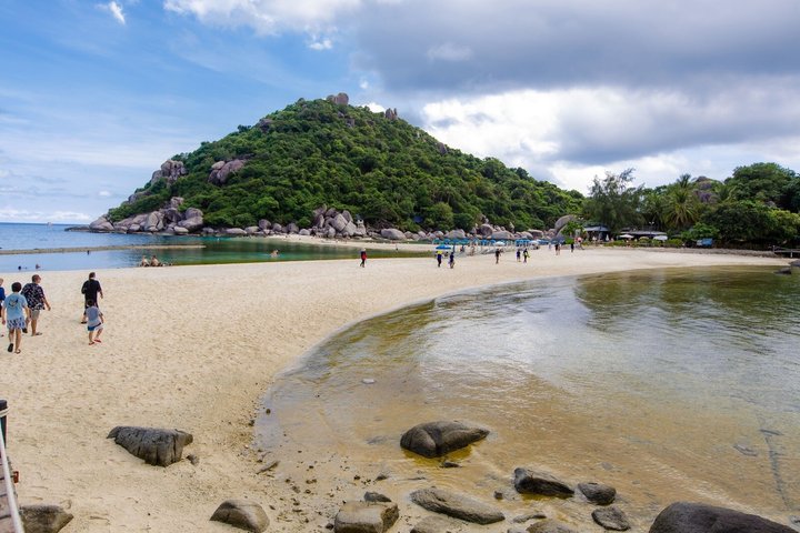 Koh Tao Snorkeling Tour to Hidden Bays and Koh Nang Yuan