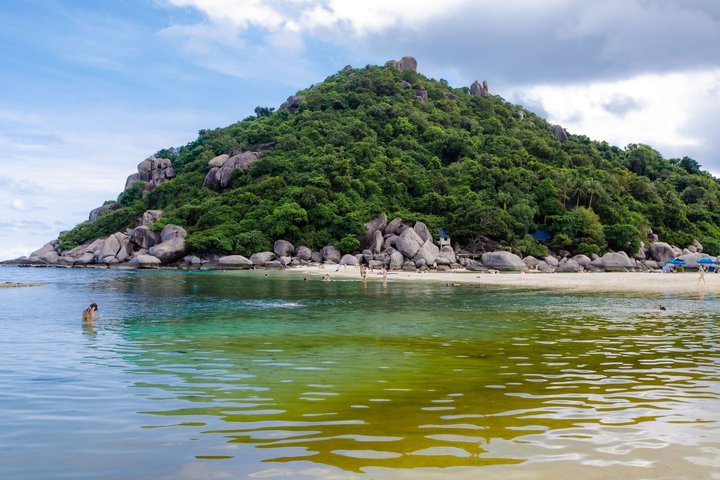 Koh Tao Snorkeling Tour to Hidden Bays and Koh Nang Yuan