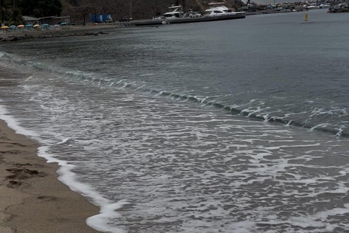 St. Kitts: Best of Beaches Beach Hopping Tour"