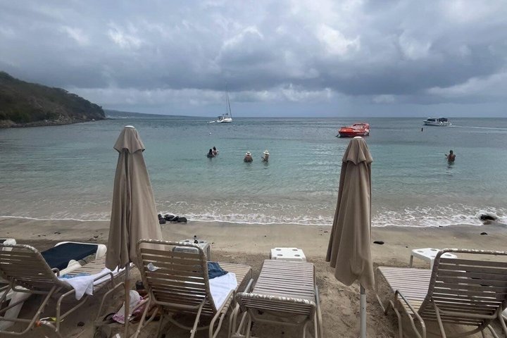 St. Kitts: Best of Beaches Beach Hopping Tour"