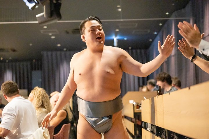 Tokyo Live Sumo Show & Kaiseki Dinner HIRAKUZA GINZA TOKYO