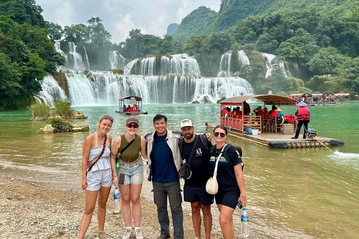 Cao Bang: Ban Gioc Waterfall Day Tour & Local Experiences