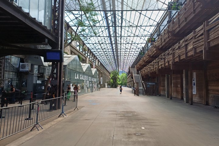 Guided Tour of the Island of Nantes Urbanism and Contemporary Art