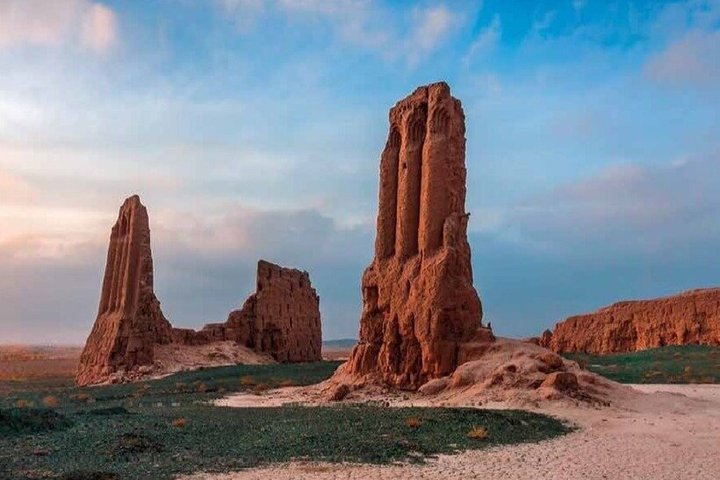 Daytrip from Nukus to Khiva by visiting 6 Fortresses and The Lake