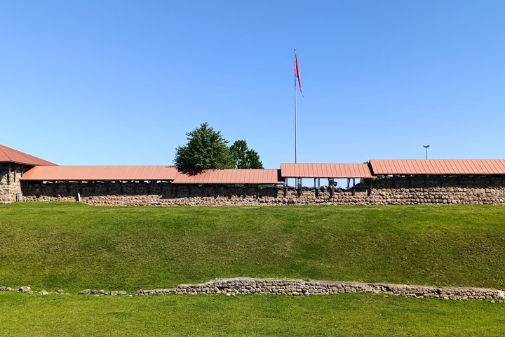 Kaunas Old Town tour + IX Fort Museum (BONUS)