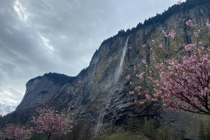 Geneva Panoramic tour to Interlaken Grindelwald Lauterbrunnen