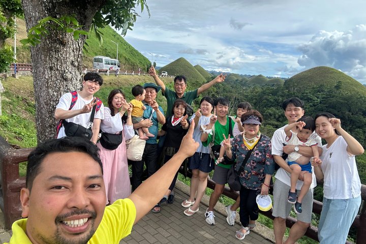 Bohol Premium Private Tour: Chocolate Hills & Tarsier Experience