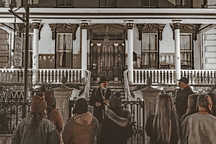 Ghost Walk of Old Wilmington Haunted Tour