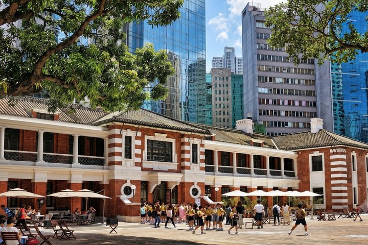 Hong Kong Walking Tour: 6-hrs Landmarks & Highlights with Lunch