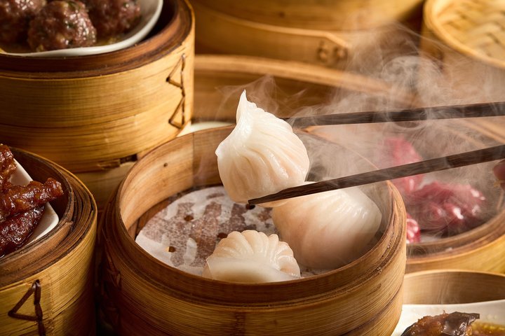 Hong Kong: 7-Course Hong Kong Street & Restaurant Food Tour