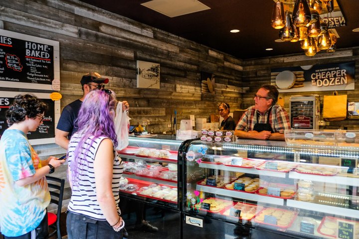 Knoxville Sweet Treats Food Tour: Beignets, Chocolates, & More