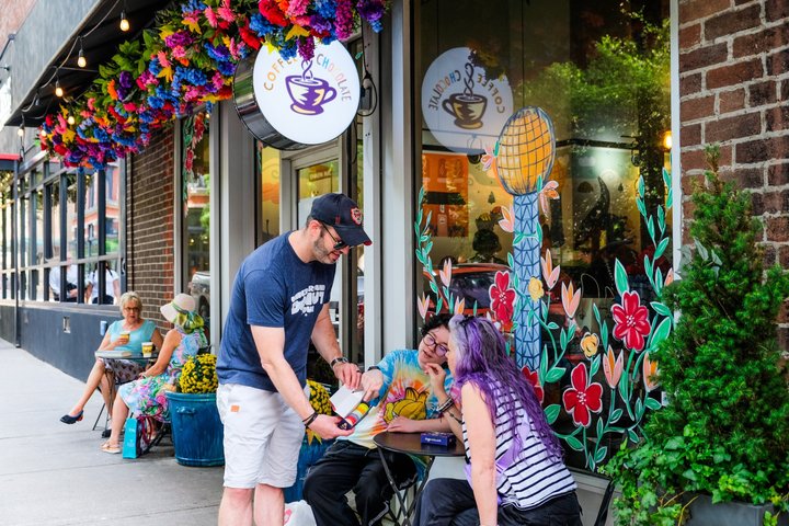 Knoxville Sweet Treats Food Tour: Beignets, Chocolates, & More