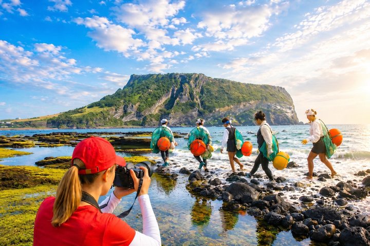 Jeju East Essentials – Seongsan Ilchulbong (UNESCO) & Haenyeo