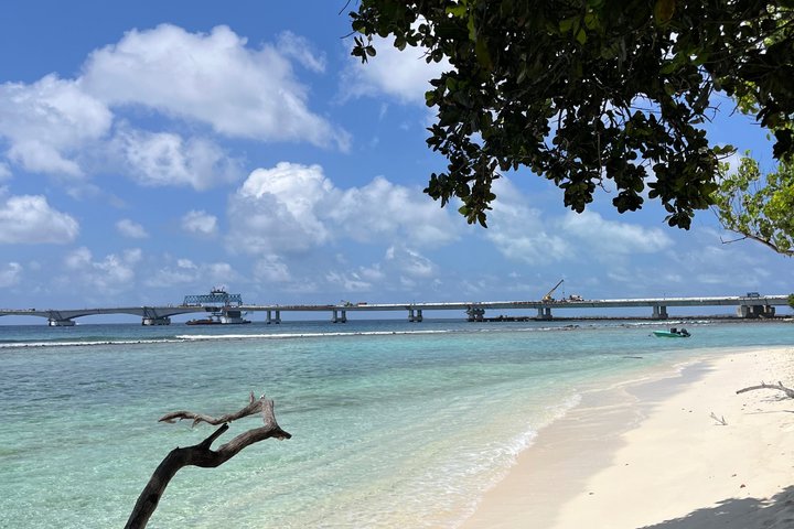 Maldives 3 Island City Tour from Malé Hulhumalé and Villingili