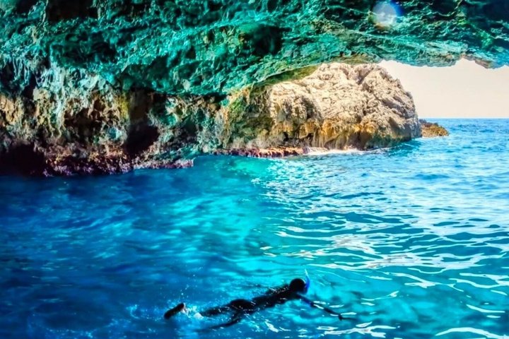 Dubrovnik: 7 Caves & Blue Cave Speedboat Tour (4h)