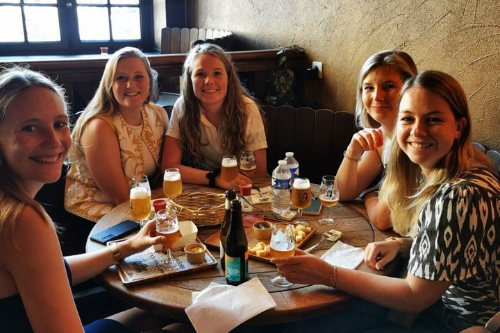 Hungry Mary's Famous Beer and Chocolate Tour in Brussels