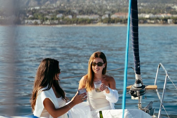 Private Marbella Cruise with Drinks and Paddle Board