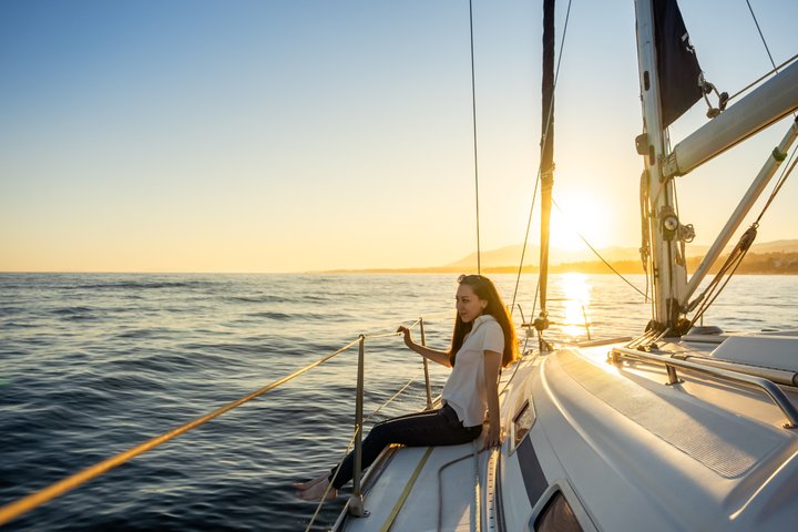 Private Marbella Cruise with Drinks and Paddle Board