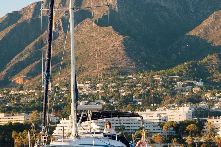 Private Marbella Cruise with Drinks and Paddle Board