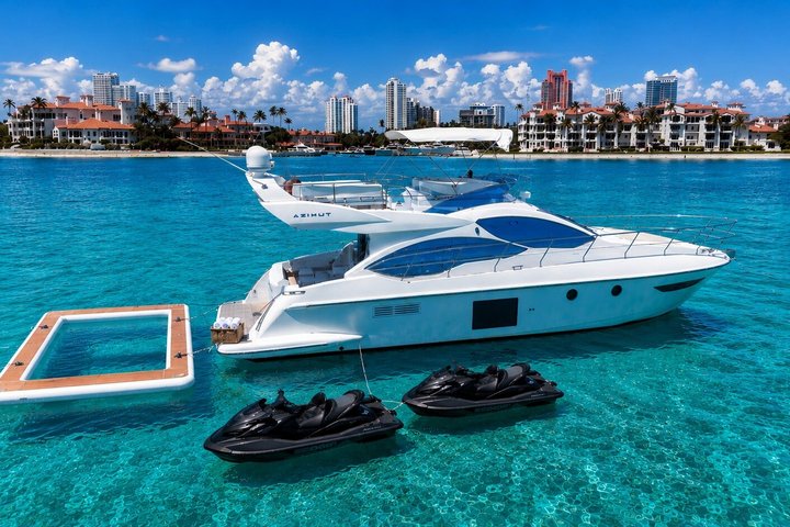 Private Luxury Yacht |+ 2 free Jet Skis | + Sea Pool