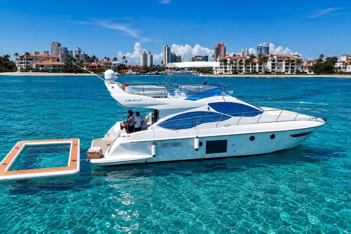 Private Luxury Yacht |+ 2 free Jet Skis | + Sea Pool