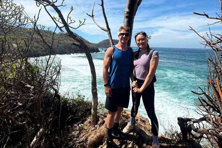 Hiking in the Tiger Cave