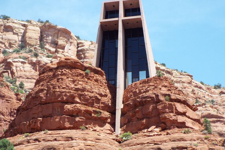 Sedona Red Rocks and Wine Tasting Private Tour from Scottsdale